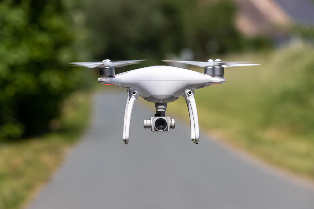 Drohnenaufnahme auf Augenhöhe